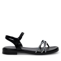 Sandały Lasocki. Czarne sandały damskie Lasocki, bez wzorów, bez obcasa, na płaskiej podeszwie, bez zapięcia. Za 129.99 zł.