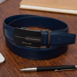 Pasek męski skórzany klamra automatyczna granatowy Beltimore A43 : Kolory - granatowy, Rozmiar pasków - r.100-115 cm. Niebieskie paski damskie bez wzorów, ze skóry, wizytowe. Za 64.90 zł.