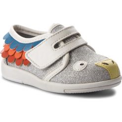 Kapcie EMU AUSTRALIA - Parrot Sneaker K11724 Silver. Sandały dziewczęce marki Emu Australia. W wyprzedaży za 139.00 zł.