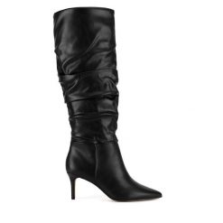 Kozaki Nine West. Czarne kozaki damskie Nine West, bez obcasa, na szpilce. Za 349.99 zł.