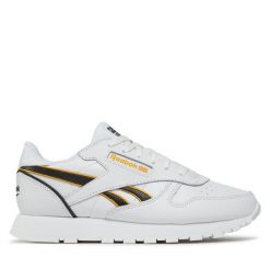 Sneakersy Reebok. Białe trampki i tenisówki chłopięce Reebok, bez wzorów, bez zapięcia. Za 189.99 zł.