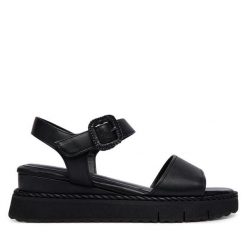 Sandały Tamaris. Czarne sandały damskie Tamaris, bez wzorów, bez obcasa, na koturnie, bez zapięcia. Za 369.99 zł.