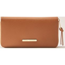 Portfel - Brązowy. Brązowe portfele męskie House. Za 39.99 zł.