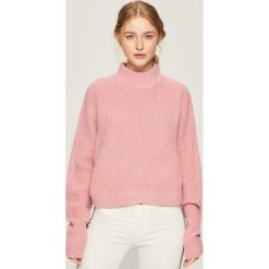 Sweter z geometrycznym wzorem - Różowy. Swetry damskie marki bonprix. Za 49.99 zł.