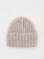 Czapka beanie z domieszką wełny - brązowy. Brązowe czapki i kapelusze damskie Reserved, bez wzorów, z wełny. Za 49.99 zł.