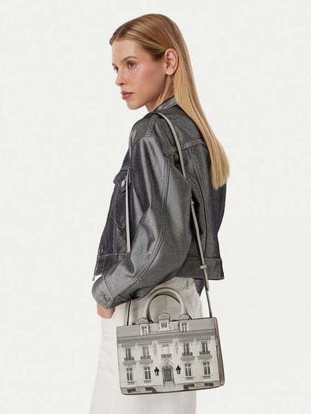 KARL LAGERFELD Torebka A4W30310 Szary. Szare torebki do ręki damskie KARL LAGERFELD, bez wzorów, ze skóry, bez dodatków. Za 1,055.99 zł.
