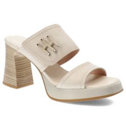 Beżowe Klapki Hispanitas Eleganckie Buty Damskie. Brązowe klapki damskie Hispanitas, bez wzorów, bez obcasa, na obcasie, bez zapięcia. Za 489.00 zł.