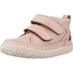 Buty BOBUX TREK Rose. Czerwone obuwie sportowe damskie Bobux, bez wzorów, ze skóry, na fitness i siłownię. Za 263.99 zł.