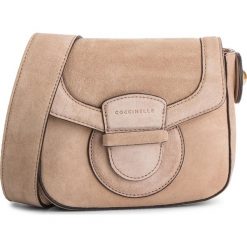 Torebka COCCINELLE - DS1 Vega Suede E1 DS1 55 01 01 Taupe N75. Brązowe listonoszki damskie Coccinelle, ze skóry. Za 1,099.90 zł.