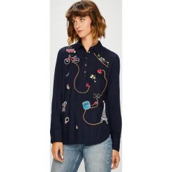 Desigual - Bluzka. Czarne bluzki damskie Desigual, z haftami, z poliesteru, casualowe, z krótkim rękawem. W wyprzedaży za 239.90 zł.
