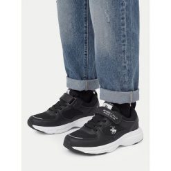 Sneakersy Beverly Hills Polo Club. Czarne trampki i tenisówki chłopięce Beverly Hills Polo Club, bez wzorów, bez zapięcia. Za 129.99 zł.