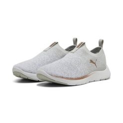Damskie dzianinowe buty do biegania SOFTRIDE Remi PUMA. Białe obuwie sportowe damskie Puma, bez wzorów, z dzianiny, do biegania. W wyprzedaży za 249.00 zł.