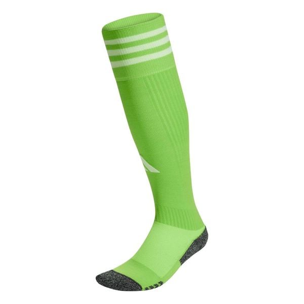 Skarpetki adidas 23. Białe skarpety męskie Adidas, bez wzorów, z materiału. Za 107.00 zł.