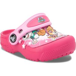 Klapki CROCS - Funlab Paw Patrol Clogs Ps G 205204 Vibrant Pink. Sandały dziewczęce marki Crocs. W wyprzedaży za 139.00 zł.