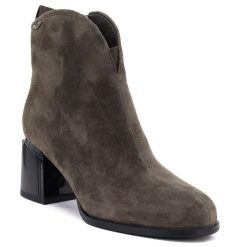 Skórzane botki damskie na obcasie khaki Vinceza 91178. Brązowe botki damskie VINCEZA, ze skóry, eleganckie, bez obcasa, na obcasie, bez zapięcia. Za 269.99 zł.