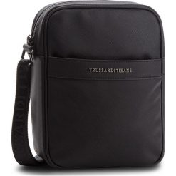 Saszetka TRUSSARDI JEANS - New York 71B00032 K299. Czarne saszetki męskie TRUSSARDI JEANS, z jeansu, młodzieżowe. W wyprzedaży za 259.00 zł.