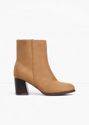 Botki na obcasie słupku. Brązowe botki damskie bonprix, bez obcasa, na obcasie, bez zapięcia. Za 189.99 zł.