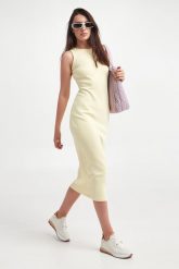 Sukienka Mammola MAX MARA LEISURE. Sukienki damskie Max Mara Leisure, m, bez wzorów, bez kołnierzyka, bez ramiączek. W wyprzedaży za 447.44 zł.