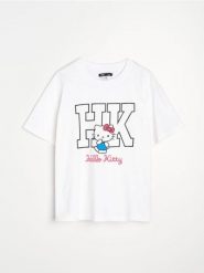 Bawełniana koszulka z krótkim rękawem Hello Kitty - biały. Białe t-shirty damskie Sinsay, l, bez wzorów, z bawełny, bez kołnierzyka. Za 29.99 zł.