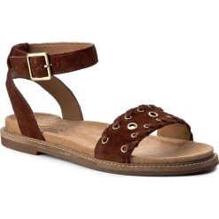 Sandały CLARKS - Corsio Amelia 261240754 Dark Tan Suede. Klapki damskie marki Clarks. W wyprzedaży za 239.00 zł.