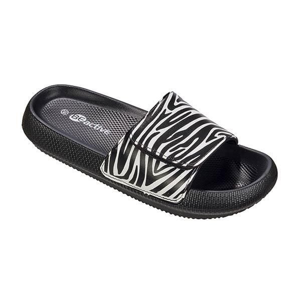 Klapki damskie Beco Zebra Vibes - czarno-białe. Czarne klapki damskie 47 Brand, bez wzorów, z syntetyku, bez obcasa, na płaskiej podeszwie. Za 254.99 zł.