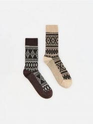 Wzorzyste skarpety 2 pack - brązowy. Brązowe skarpety męskie Reserved, bez wzorów. Za 39.99 zł.