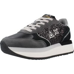 Buty SUN68 BIG ALLY GLITTER Czarny. Czarne obuwie sportowe damskie SUN68, trekkingowe. Za 288.99 zł.
