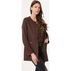 Brązowy Płaszcz Velvet Touch. Brązowe płaszcze damskie Born2be, l, bez wzorów, krótkie, bez kaptura. Za 59.99 zł.