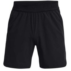 Szorty Under Armour Peak. Czarne krótkie spodenki sportowe męskie Under Armour, bez wzorów, do biegania. Za 257.50 zł.