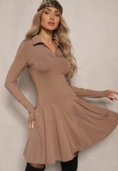 Ciemnobeżowa Sukienka z Wiskozą o Rozkloszowanym Kroju z Kołnierzykiem Ettoria. Brązowe sukienki damskie Renee, l, bez wzorów, z wiskozy, eleganckie, bez kołnierzyka, bez ramiączek, mini, rozkloszowane. Za 99.99 zł.
