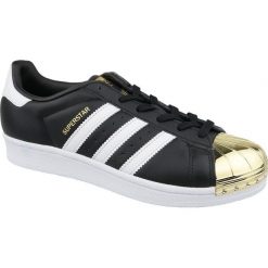 Czarne Buty adidas Superstar W Metal Toe W BB5115. Czarne obuwie sportowe damskie Adidas, bez wzorów, z gumy, adidas superstar. W wyprzedaży za 349.00 zł.