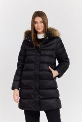 HETREGO Czarna damska kurtka puchowa Leonie Quilted Woman Jacket With Detached Hood, Rozmiar 44 EU - 48 IT. Czarne kurtki damskie HETREGO, bez wzorów, z poliamidu. W wyprzedaży za 1,549.99 zł.
