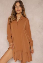 Jasnobrązowa Sukienka Pudełkowa Oversize Neki. Brązowe sukienki damskie Renee, na co dzień, uniwersalny, z aplikacjami, eleganckie, bez kołnierzyka, bez ramiączek, mini, oversize. Za 74.99 zł.