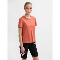 Koszulka damska Hummel Legacy. Brązowe t-shirty damskie Hummel, bez wzorów, casualowe, bez kołnierzyka. Za 109.00 zł.