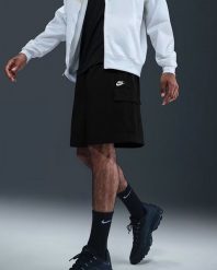 Nike Spodenki męskie Sportswear Club czarne IH5047 010 2XL. Czarne krótkie spodenki sportowe męskie Nike, m, bez wzorów. Za 269.98 zł.