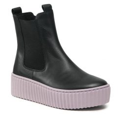 Botki Gabor. Czarne botki damskie Gabor, bez obcasa, na płaskiej podeszwie, bez zapięcia. Za 729.99 zł.