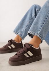 Brązowe Sneakersy Casual z Ozdobnymi Przeszyciami i Paskami z Boku Ariesera. Brązowe obuwie sportowe damskie Born2be, bez wzorów, z denimu. Za 99.99 zł.