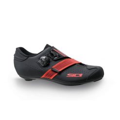 Buty rowerowe Sidi Prima. Czarne buty sportowe męskie SIDI, bez zapięcia, rowerowe. Za 603.00 zł.