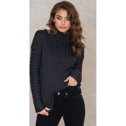NA-KD Sweter z dzianiny z golfem - Grey. Swetry damskie marki NA-KD. Za 161.95 zł.