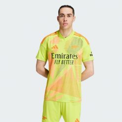 Koszulka Arsenal 24/25 Goalkeeper. Żółte koszulki sportowe męskie Adidas, l, bez wzorów, z materiału, bez kołnierzyka, bez ramiączek, do piłki nożnej. W wyprzedaży za 313.60 zł.