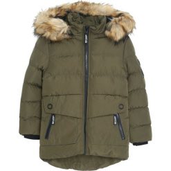 Ciemnozielona Kurtka Conventionality. Zielone kurtki i płaszcze dla chłopców marki Born2be, na jesień. Za 169.99 zł.