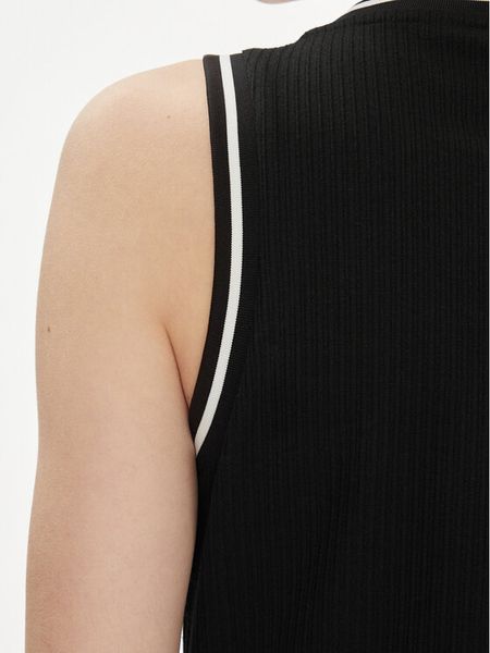 Liu Jo Sukienka codzienna TA4185 J4678 Czarny Regular Fit. Czarne sukienki damskie Liu Jo, na co dzień, xs, bez wzorów, z syntetyku, bez kołnierzyka, bez ramiączek, proste. Za 259.99 zł.