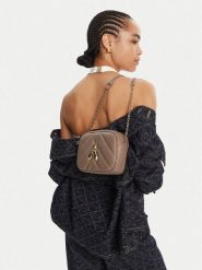 Patrizia Pepe Torebka 8B0005/L004-B744 Brązowy. Brązowe listonoszki damskie Patrizia Pepe, bez wzorów, ze skóry, bez dodatków. Za 689.99 zł.