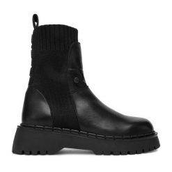 Sztyblety G-Star Raw. Czarne botki damskie G-Star Raw, retro, bez obcasa, na płaskiej podeszwie, bez zapięcia. Za 359.99 zł.