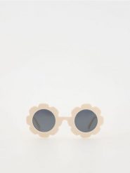 Okulary przeciwsłoneczne - złamana biel. Okulary przeciwsłoneczne damskie Reserved. Za 59.99 zł.