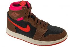 Buty sportowe Sneakersy damskie, Air 1 W Zoom CMF 2. Białe obuwie sportowe damskie Jordan, bez wzorów, z materiału, trekkingowe. Za 549.99 zł.