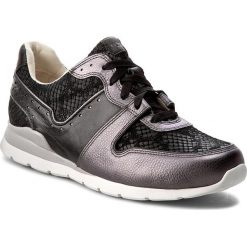 Sneakersy UGG - W Deaven 1012175 W/Blk. Półbuty damskie marki UGG. W wyprzedaży za 499.00 zł.