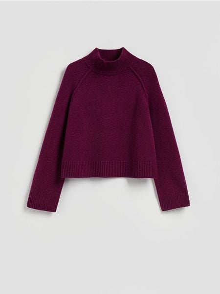 Wełniany sweter z golfem - burgundowy. Czerwone swetry damskie Reserved, l, bez wzorów, z dzianiny, bez kołnierzyka, bez ramiączek, bez kaptura. Za 219.99 zł.