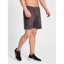 Bawełniane Szorty Hummel Off-Grid. Szare krótkie spodenki sportowe męskie Hummel, xl, bez wzorów, z bawełny, na fitness i siłownię. Za 133.50 zł.