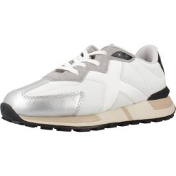 Buty MUNICH SOKU 16 Biały. Białe trekkingi damskie munich, trekkingowe. Za 364.99 zł.